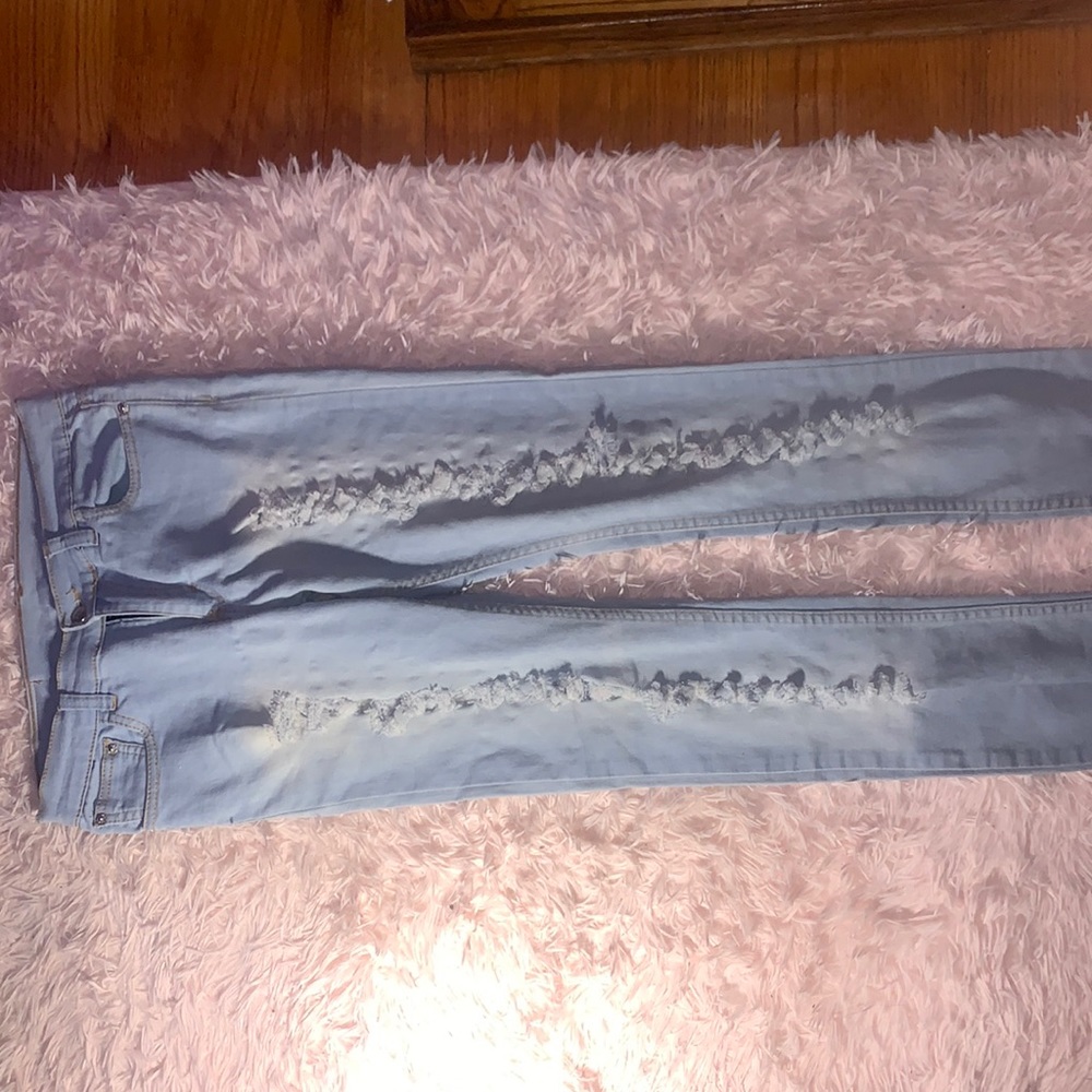 Skinny Distressed Levi Jeans